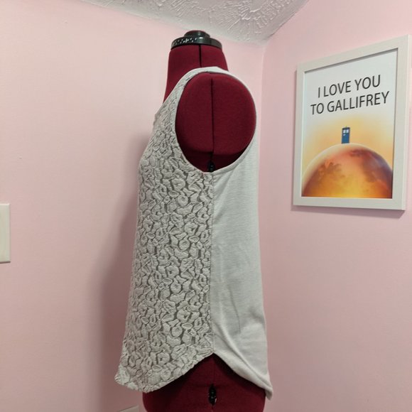 Lace Tank - Picture 3 of 5